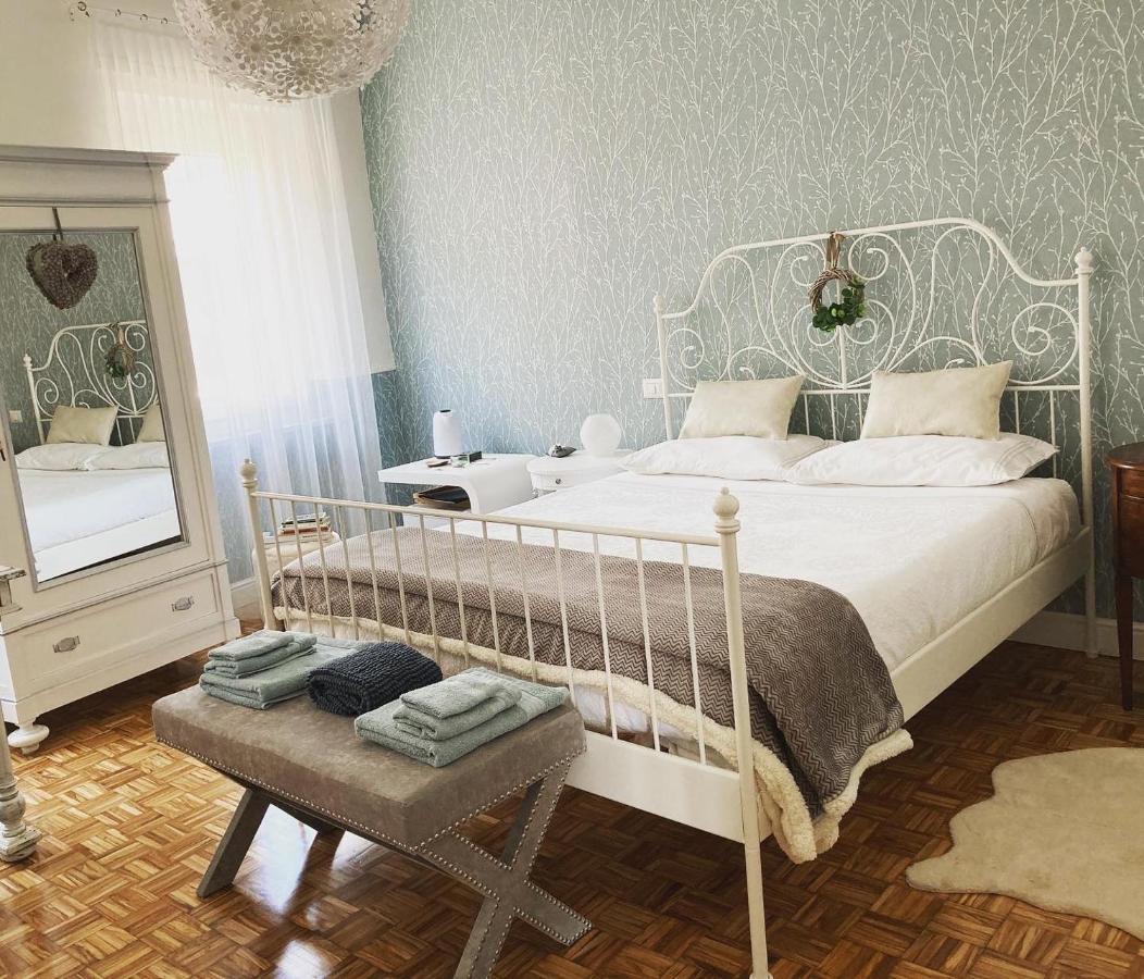 Narzole Cortile Gancia - Sweet House Bed & Breakfast エクステリア 写真